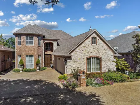 1719 Hg Mosley Pkwy, Longview, TX 75604