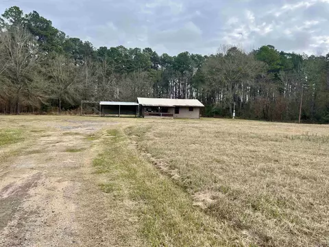 6815 Fm 31 S, Carthage, TX 75633