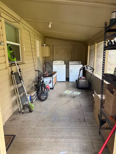 409 W Harrison Rd, Longview, TX 75604 photo 3