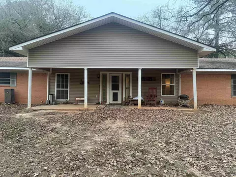 1088 Pheasant Rd, Gladewater, TX 75647