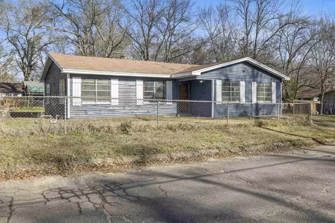 501 Eddy, Gladewater, TX 75647