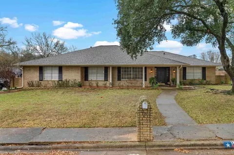1201 Briarwood Trl, Henderson, TX 75654