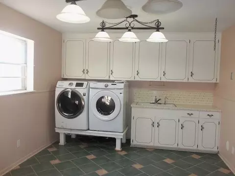 404 Crystal St, Longview, TX 75604 photo 10