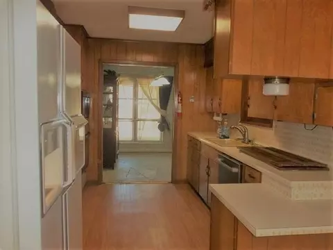 404 Crystal St, Longview, TX 75604 photo 9