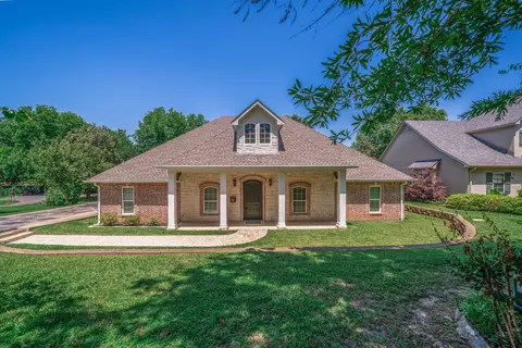 1223 Pine St, Kilgore, TX 75662