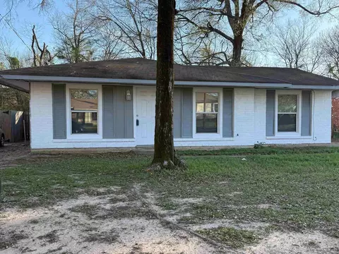 726 Swancy St, Longview, TX 75602