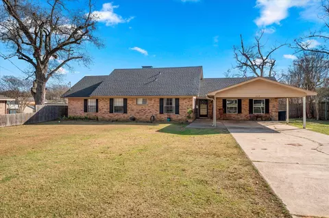 337 Daingerfield, Pittsburg, TX 75686