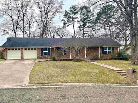 3203 Restview St, Longview, TX 75605 photo 1