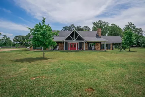 2285 Lansing Switch Rd, Longview, TX 75602