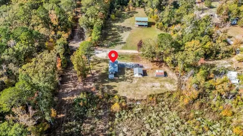 108 Private Rd 7332, De Berry, TX 75639