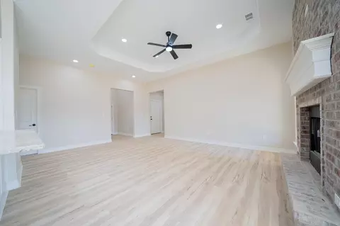 Living - 628 Borders Rd, Longview, TX 75603 photo 5 of 5