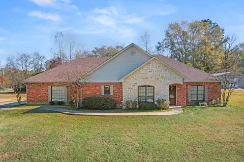 1839 Lime Tree, Gilmer, TX 75644 photo 3