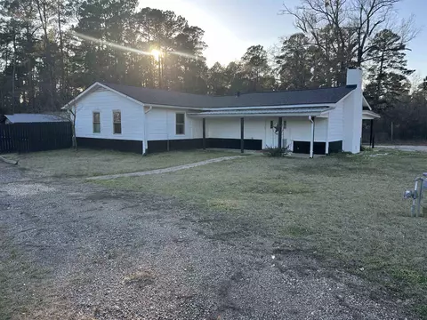 23067 Highway 154, Diana, TX 75640