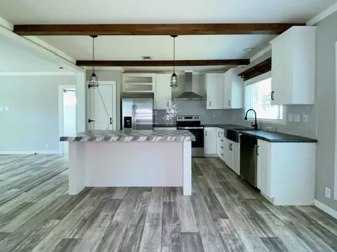 108 Pine St, Eddy, TX 76524 photo 9