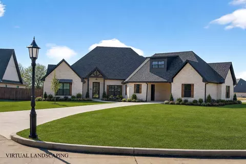 130 E Winners Cir, Longview, TX 75602