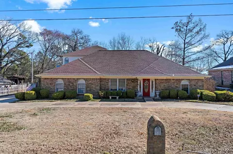 1816 Northwood Ct, Longview, TX 75605