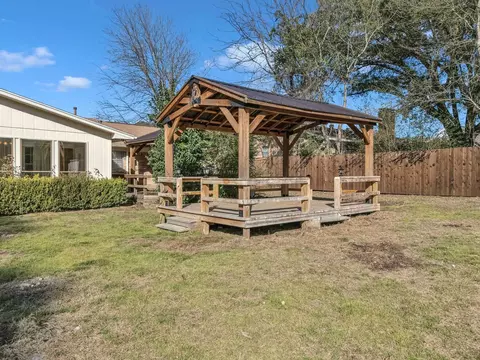 Exterior - 300 Rick Dr, Longview, TX 75605 photo 8 of 10