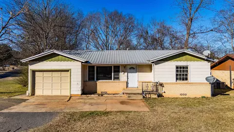 201 E Shofner St, Longview, TX 75604