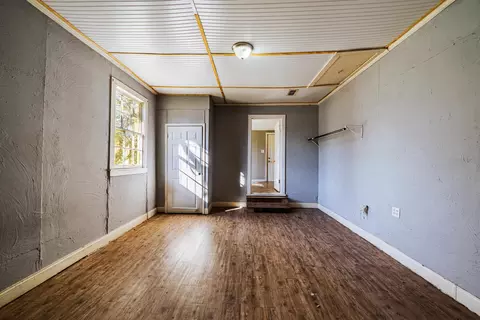 Bedroom - 201 E Shofner St, Longview, TX 75604 photo 6 of 7