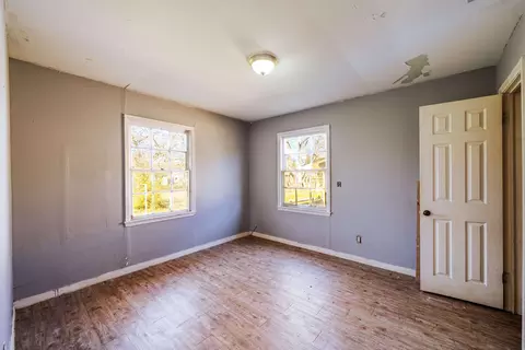 Bedroom - 201 E Shofner St, Longview, TX 75604 photo 3 of 7