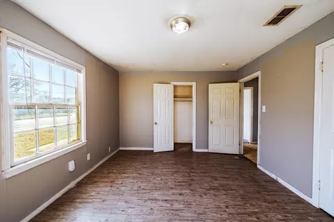 Bedroom - 201 E Shofner St, Longview, TX 75604 photo 2 of 7