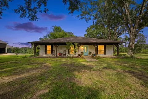425 Cr 105, Carthage, TX 75633