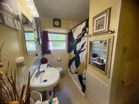 Bath - 703 Harmon Dr, Longview, TX 75602 photo 3 of 3