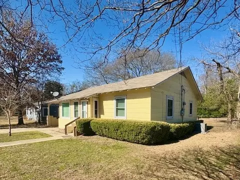 Exterior - 703 Harmon Dr, Longview, TX 75602 photo 2 of 5