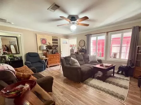 Living - 703 Harmon Dr, Longview, TX 75602 photo 3 of 3