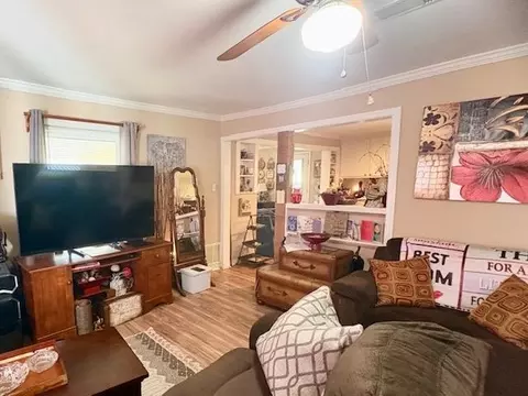 Living - 703 Harmon Dr, Longview, TX 75602 photo 1 of 3