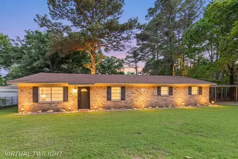 312 Solti Dr, Longview, TX 75605