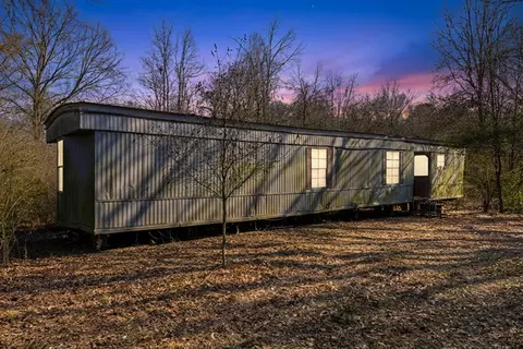 872 County Road 3129, Center, TX 75935