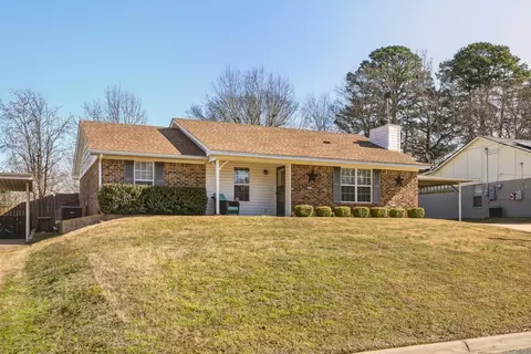 Exterior - 3710 Pratt Ln, Longview, TX 75604 photo 1 of 8