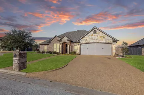 103 New Braunfels Ln, Hallsville, TX 75650