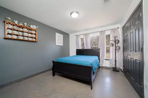 Bedroom - 1557 Driskell Bridge Rd, Harleton, TX 75651 photo 2 of 3