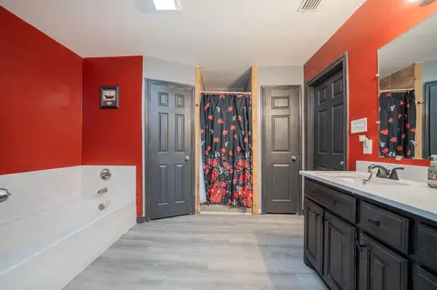 Bath - 1557 Driskell Bridge Rd, Harleton, TX 75651 photo 1 of 2