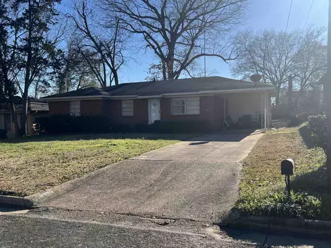 1102 Centenary Dr, Longview, TX 75601 photo 1