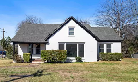 501 Young St, Longview, TX 75602