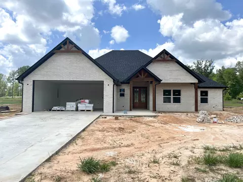 290 Big Oaks Rd, Kilgore, TX 75662