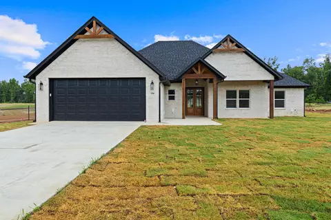 290 Big Oaks Rd, Kilgore, TX 75662