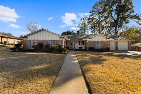 606 Ruthlynn Dr, Longview, TX 75605