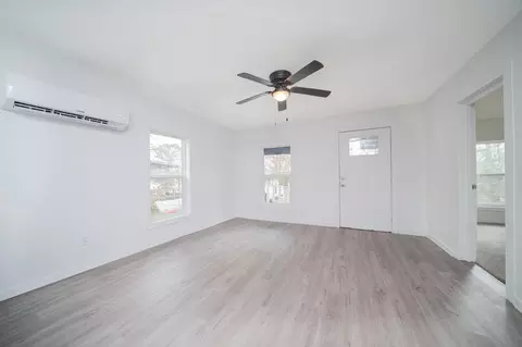 Living - 703 E Wright, Marshall, TX 75670 photo 1 of 2
