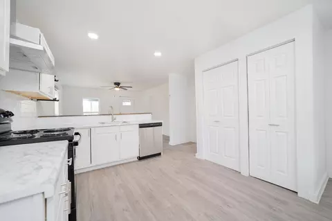 Kitchen - 703 E Wright, Marshall, TX 75670 photo 3 of 4