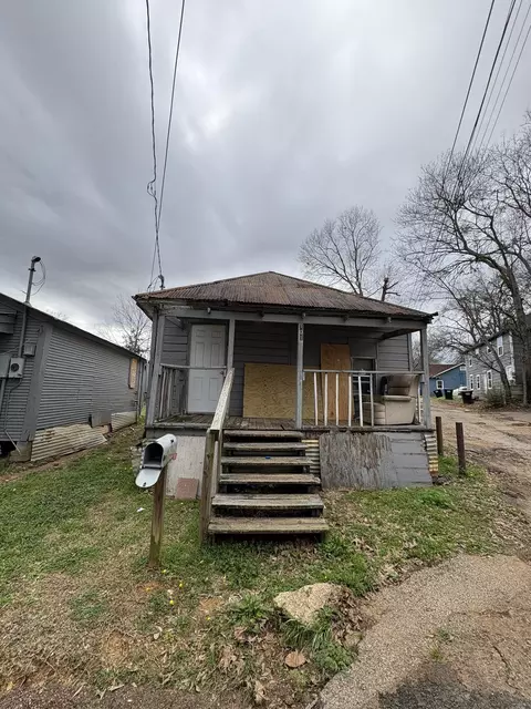 101 White City, Longview, TX 75601