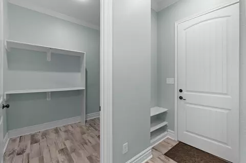 Entry Way - 281 S Tracy Dr, Longview, TX 75603 photo 2 of 2