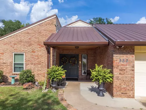 550 E Mountain Rd, Longview, TX 75604 photo 1