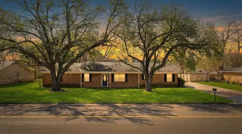 110 Cheryl St, Longview, TX 75604