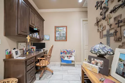 Entry Way - 135 Circle Dr, Longview, TX 75602 photo 2 of 3