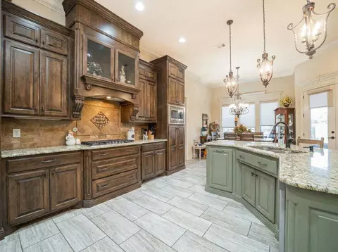 Kitchen - 135 Circle Dr, Longview, TX 75602 photo 1 of 2