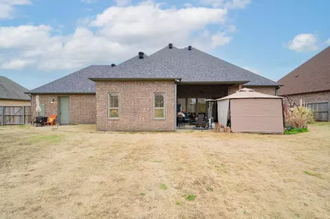 Exterior - 135 Circle Dr, Longview, TX 75602 photo 4 of 4